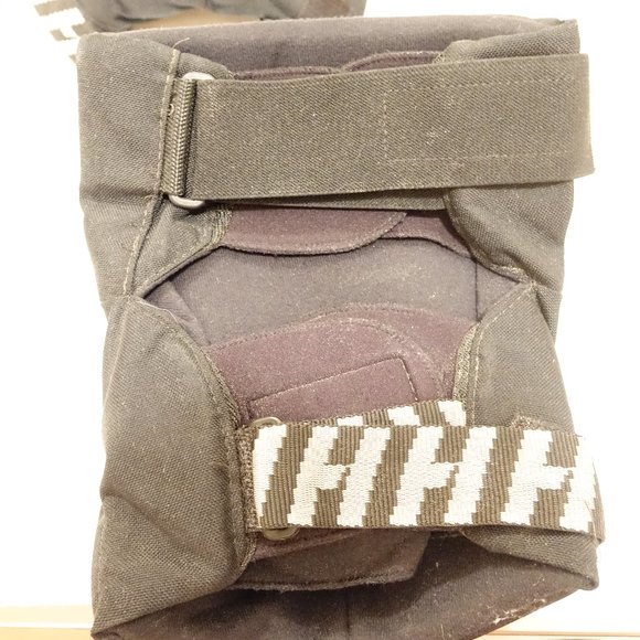 Massive Harbinger Kneepads Skateboard BMX Inline Vintage New Condition - Picture 5 of 6